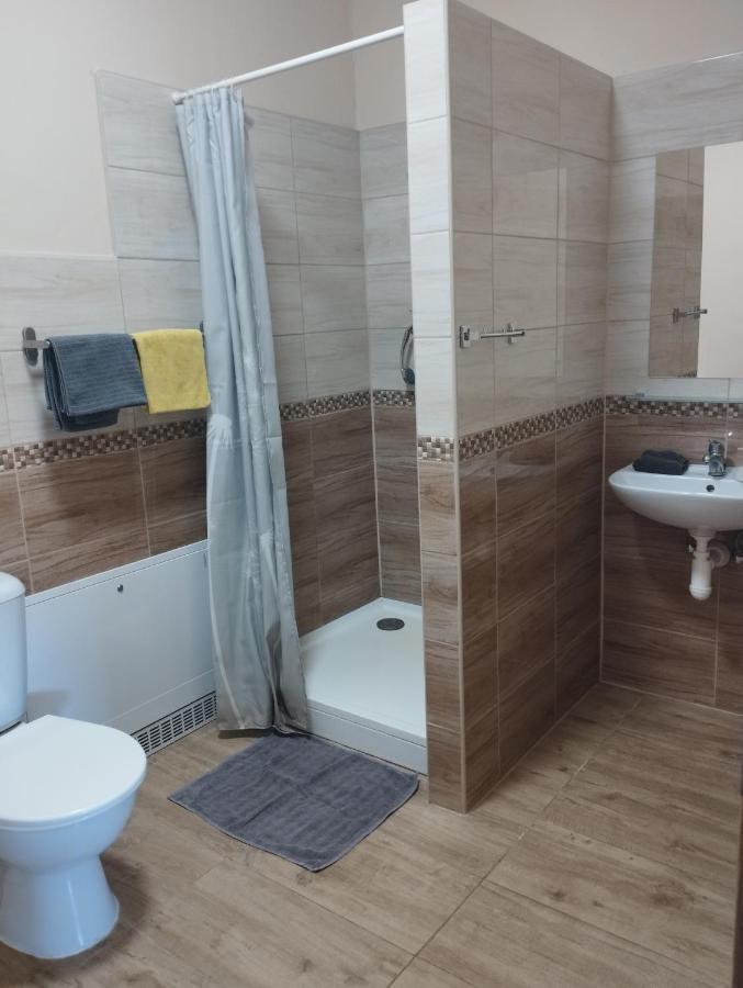 Apartmany Audy 2 Mníšek pod Brdy Zewnętrze zdjęcie